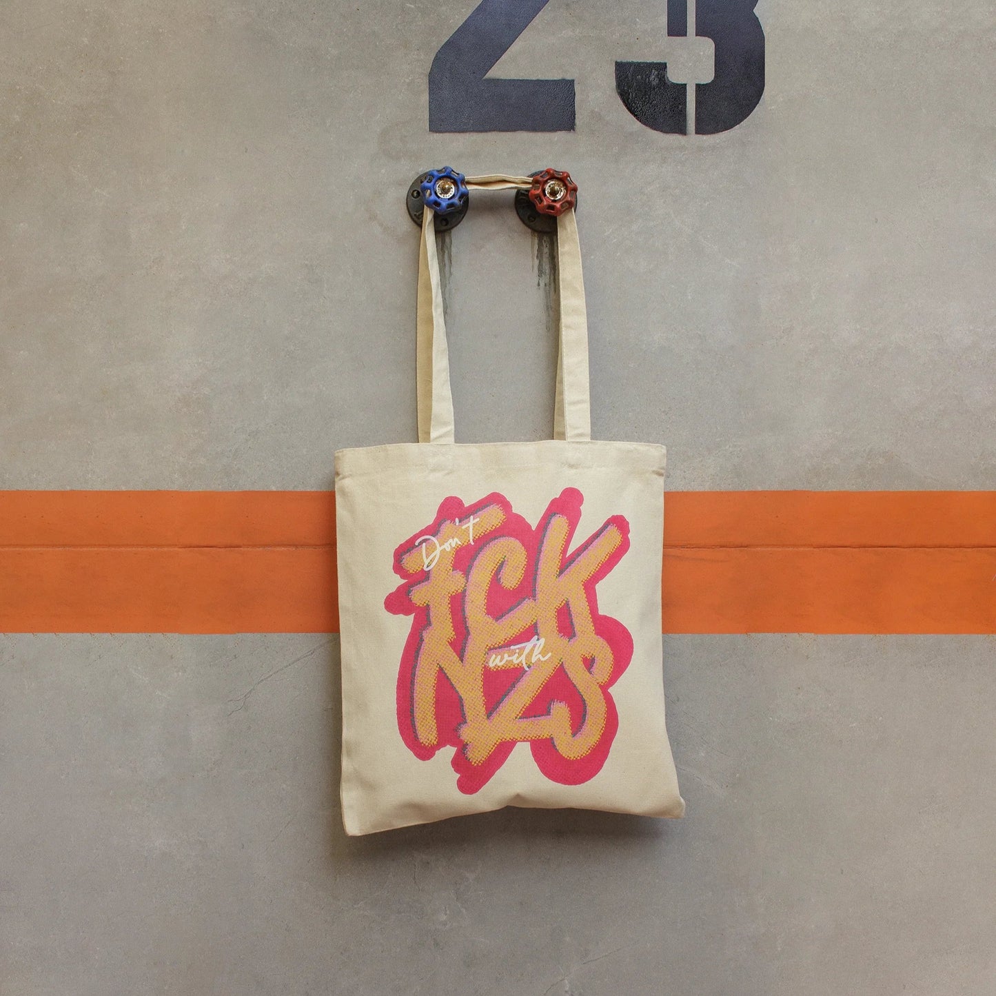 Tote Bag FCKNZS · Hecha a mano · Tirada numerada · Color Crudo