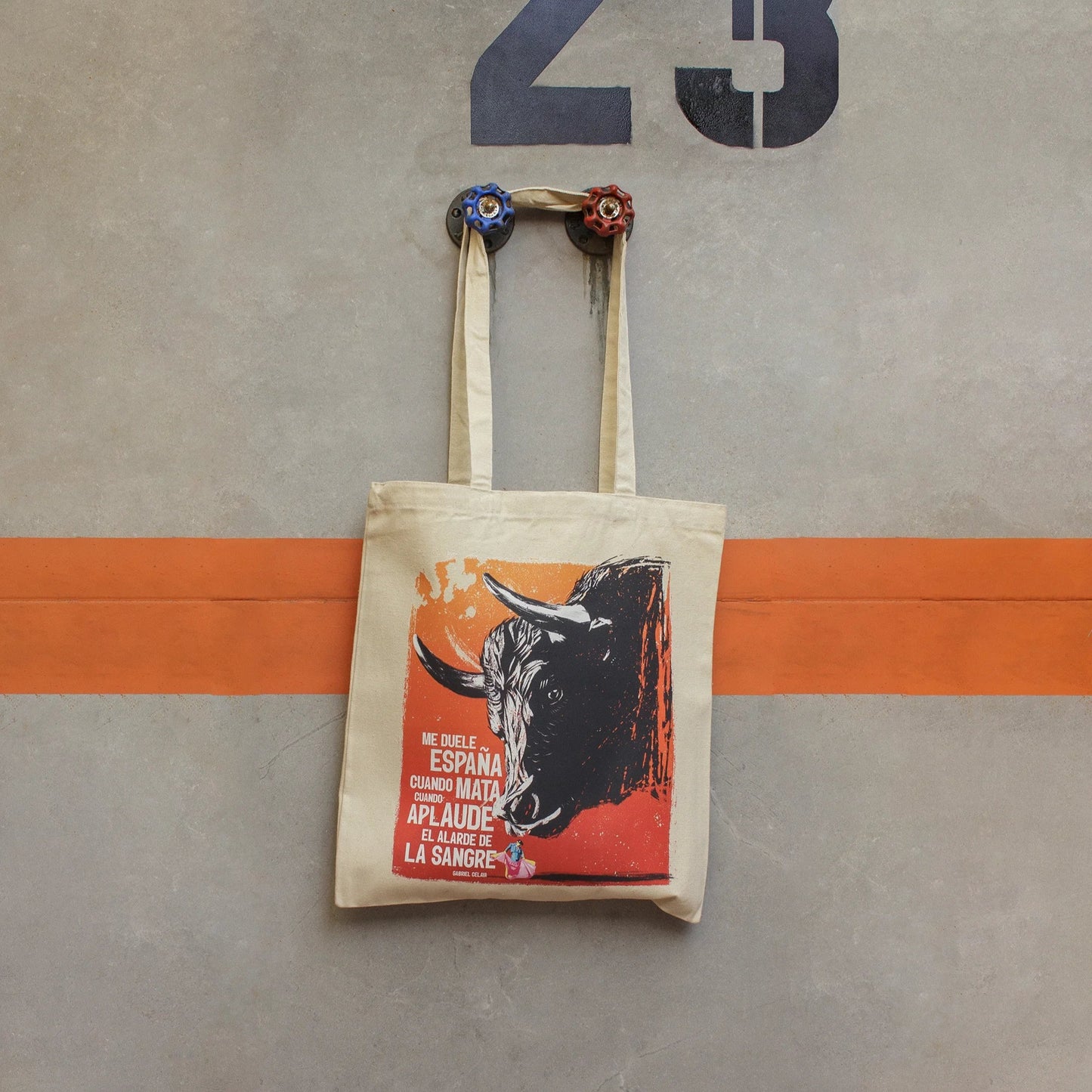 Tote Bag antitaurina · Hecha a mano · Tirada numerada · Color Crudo