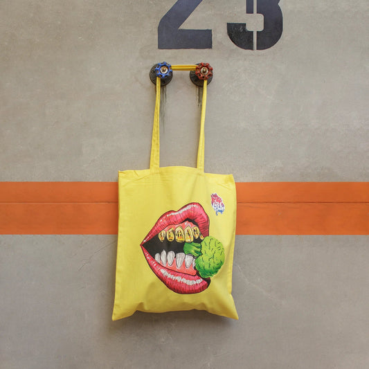 Tote Bag BOCA VEGAN ORO · Hecha a mano · Tirada numerada · Color AMARILLO